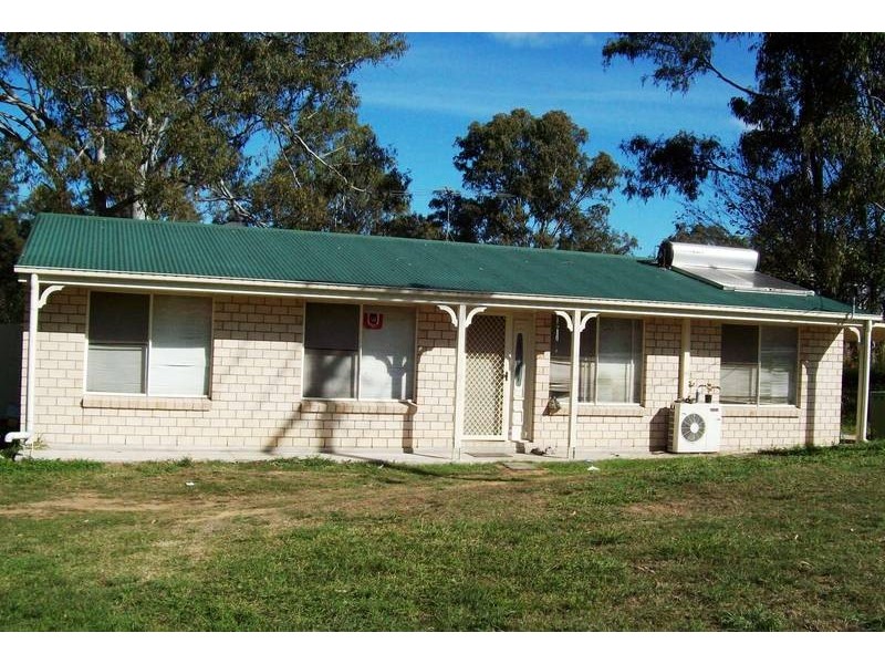 35 Churchill Street, Churchill QLD 4305