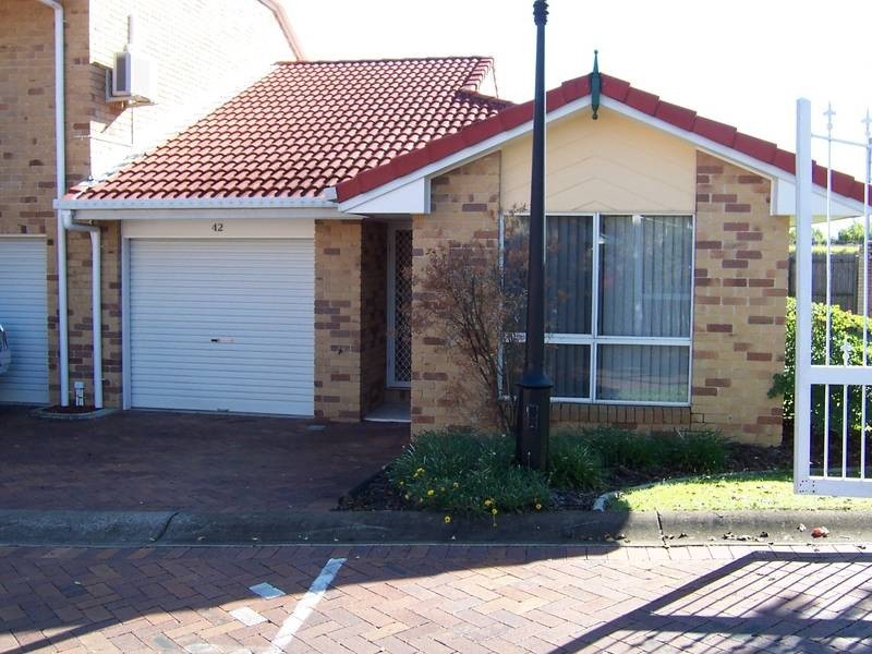 42/11 Newtown Street, Newtown QLD 4305