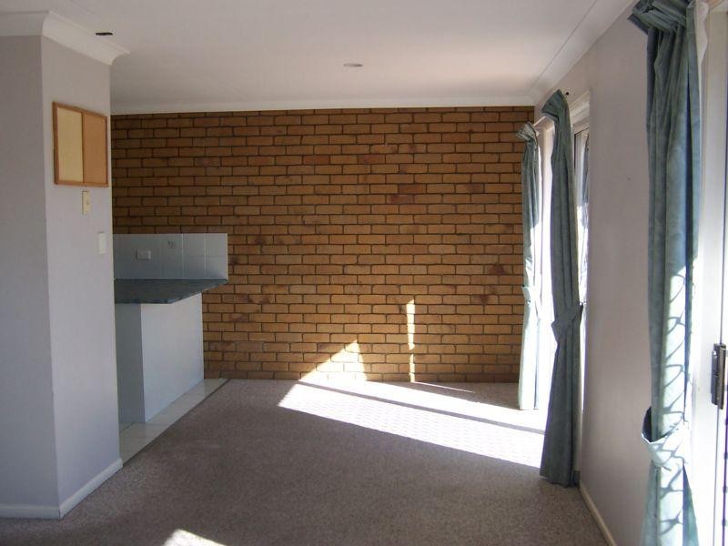 42/11 Newtown Street, Newtown QLD 4305