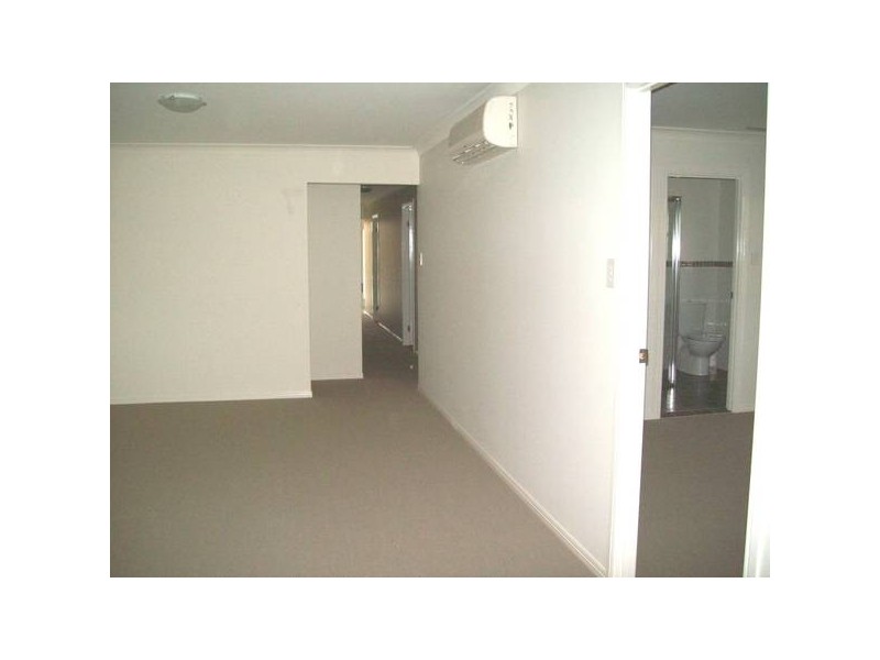 North Booval QLD 4304