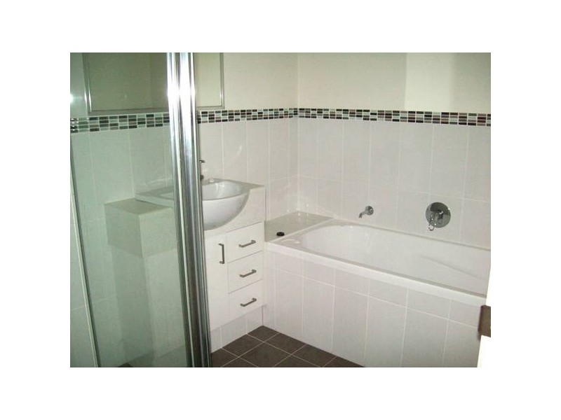 North Booval QLD 4304