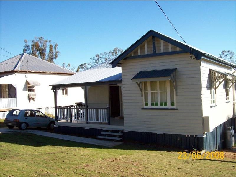 14 Campbell Street, Woodend QLD 4305