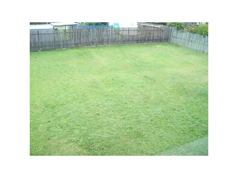 North Booval QLD 4304