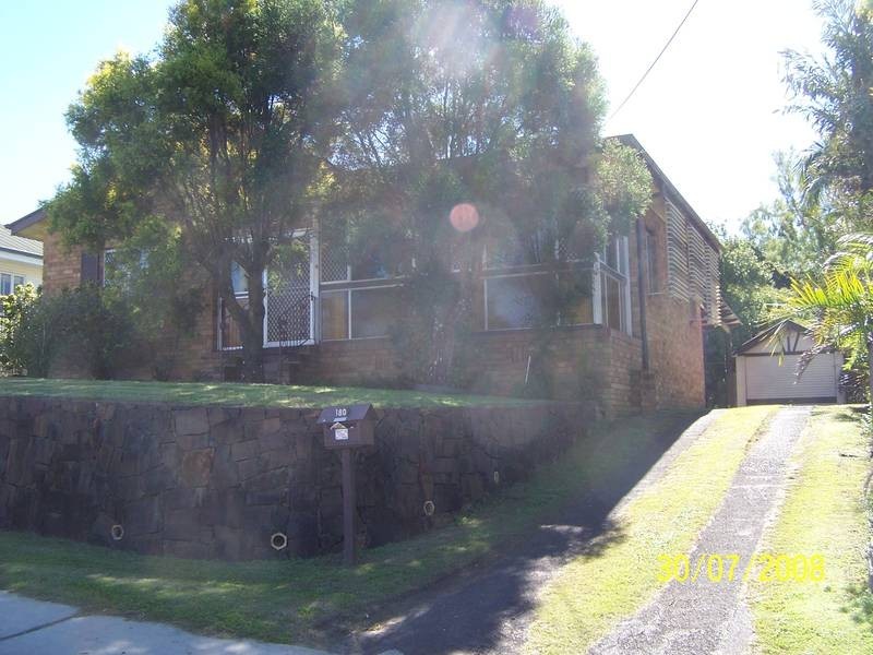 180 Blackstone Road, Silkstone QLD 4304