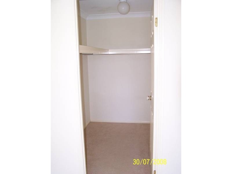 Flinders View QLD 4305