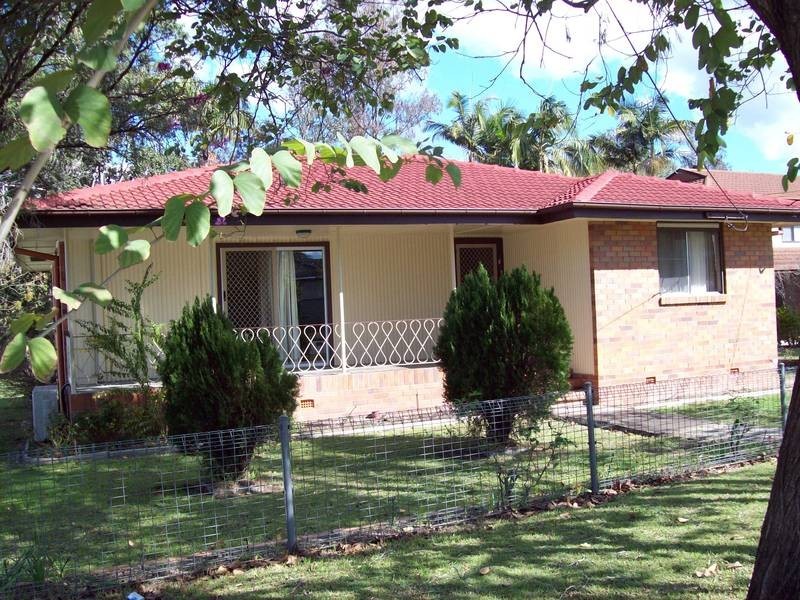 19 Sydney Street, Brassall QLD 4305