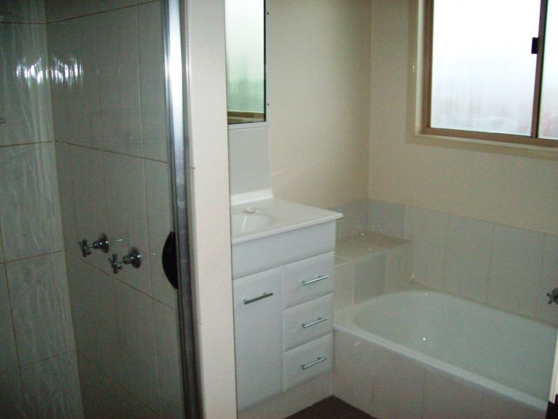 7 McLeod Street, Basin Pocket QLD 4305