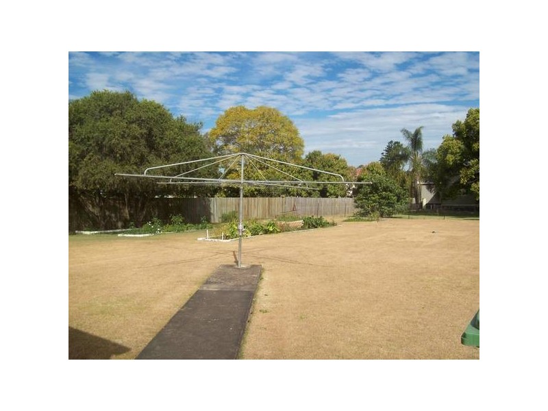 North Booval QLD 4304