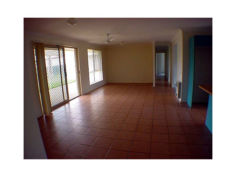 Flinders View QLD 4305