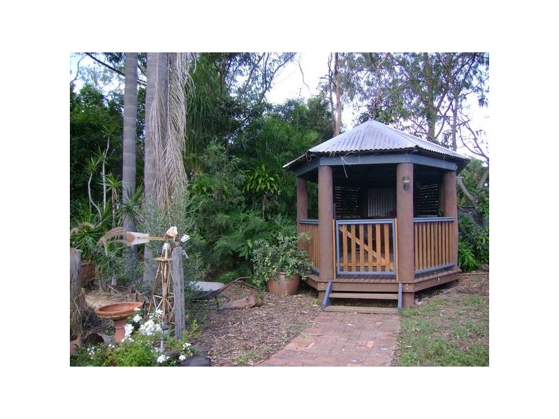 13 Liverpool Street, North Ipswich QLD 4305