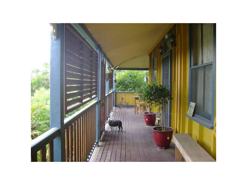 13 Liverpool Street, North Ipswich QLD 4305