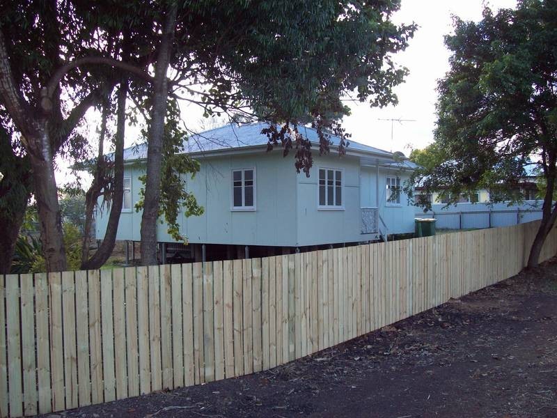 35 Doyle Street, Silkstone QLD 4304