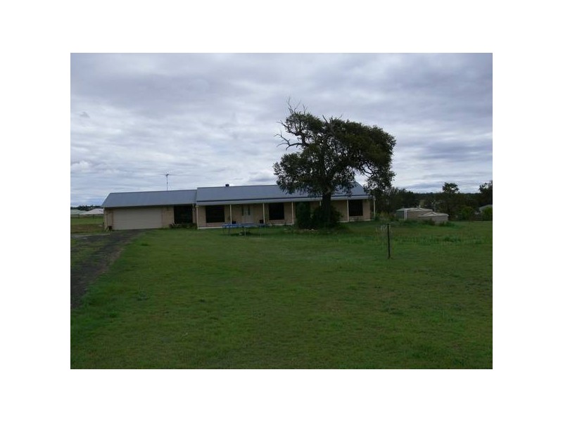 17 Graham Street, Hatton Vale QLD 4341