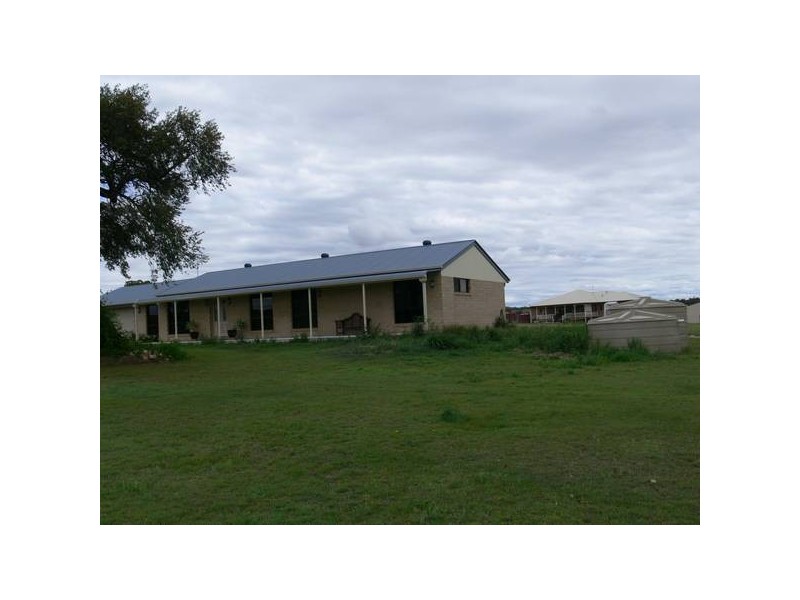 17 Graham Street, Hatton Vale QLD 4341