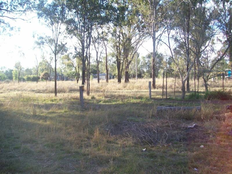 Walloon QLD 4306