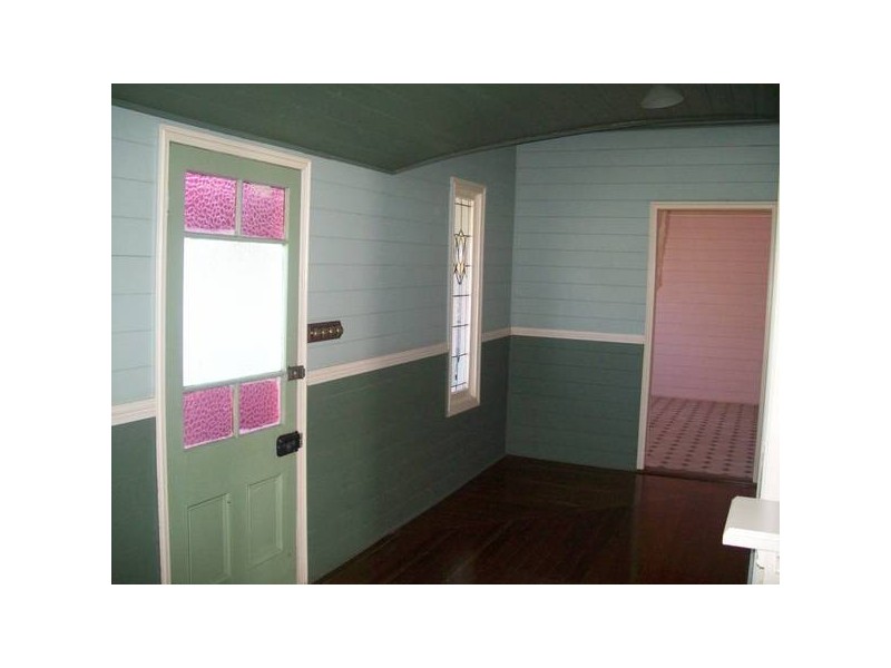 20 McLean Street, North Ipswich QLD 4305