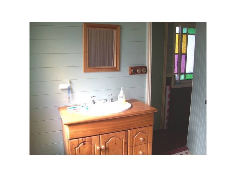 20 McLean Street, North Ipswich QLD 4305