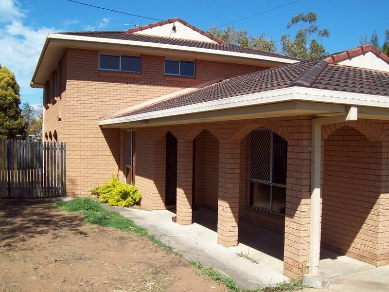 15 Mahogany Street, Raceview QLD 4305