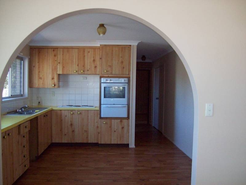 15 Mahogany Street, Raceview QLD 4305