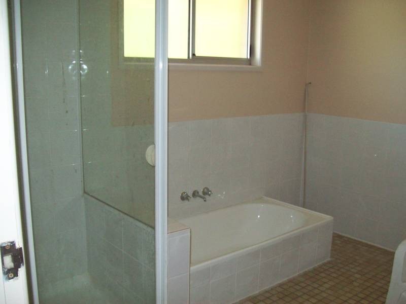 15 Mahogany Street, Raceview QLD 4305