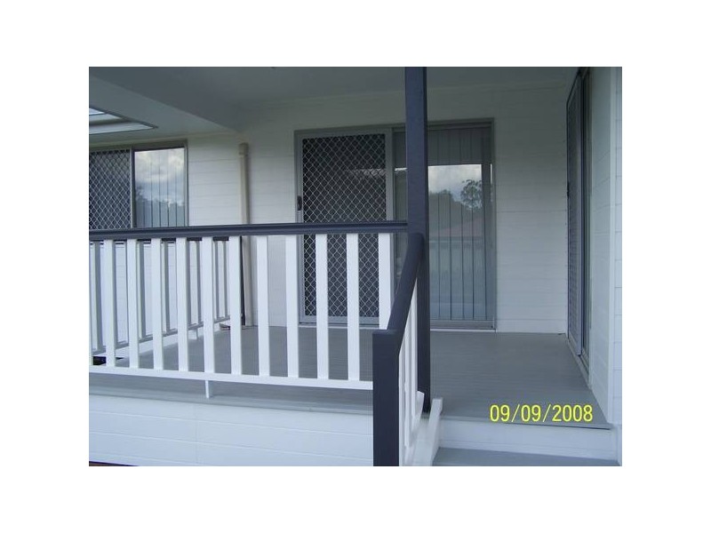 53 Skinner Crescent, Silkstone QLD 4304