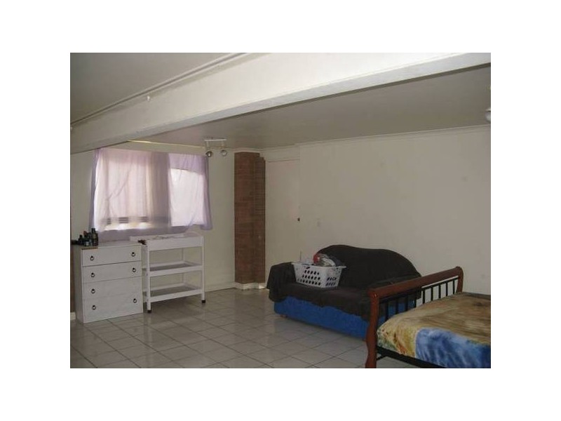 2 Cleary, Bundamba QLD 4304