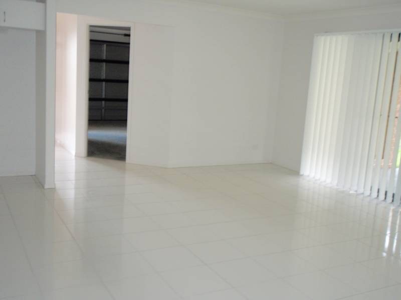 21 Windermere Street, Raceview QLD 4305