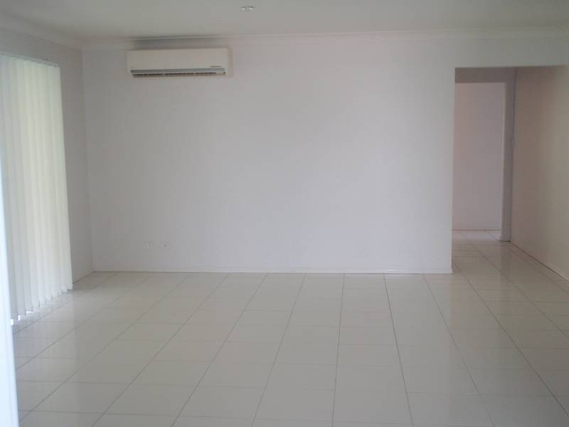 21 Windermere Street, Raceview QLD 4305