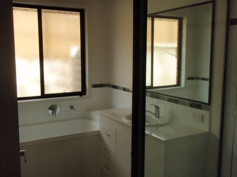 21 Windermere Street, Raceview QLD 4305