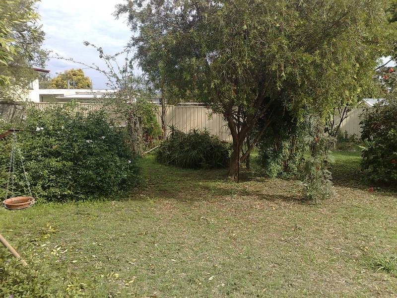 127 Blackstone Road, Silkstone QLD 4304