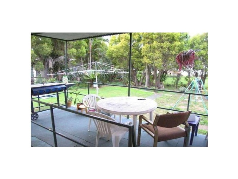 Raceview QLD 4305