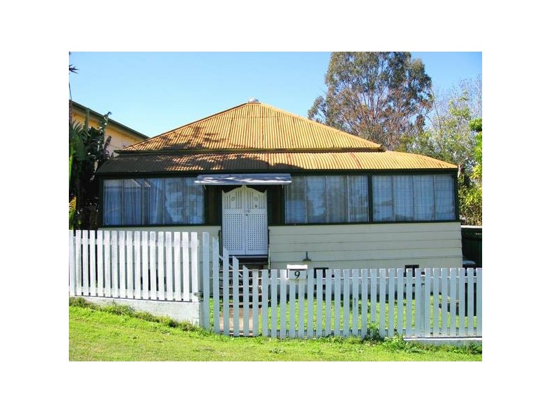 9 Challinor Street, Sadliers Crossing QLD 4305