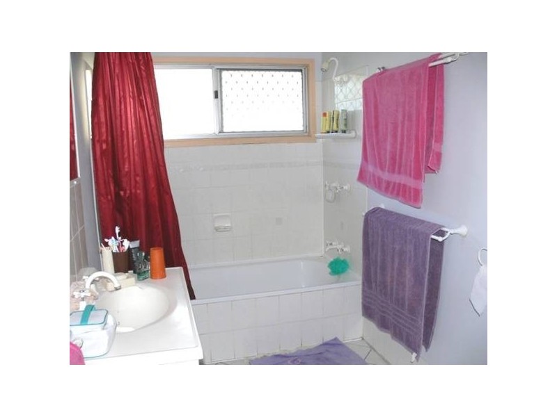 9 Challinor Street, Sadliers Crossing QLD 4305