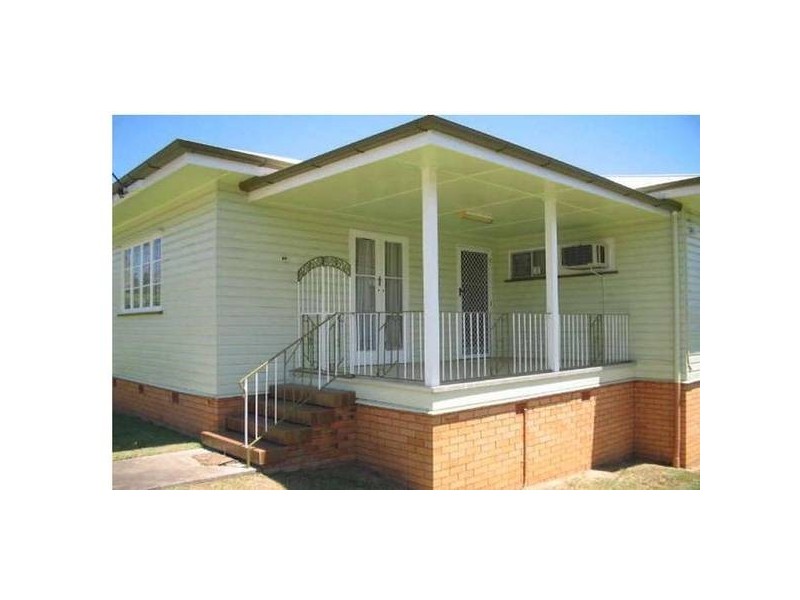 9 Gray Street, Ipswich QLD 4305