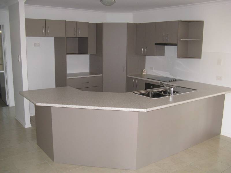 6 Oprah Court, Brassall QLD 4305