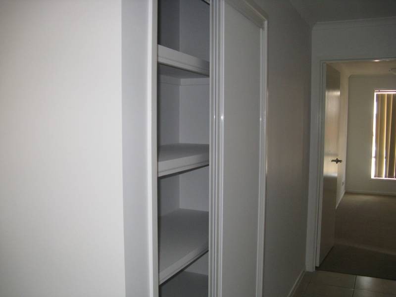 6 Oprah Court, Brassall QLD 4305