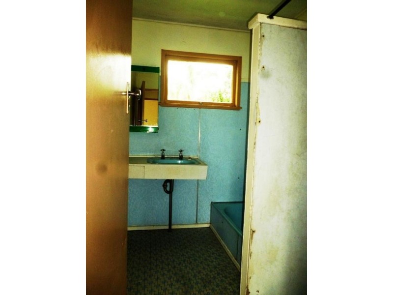 41 Earl Street, Dinmore QLD 4303