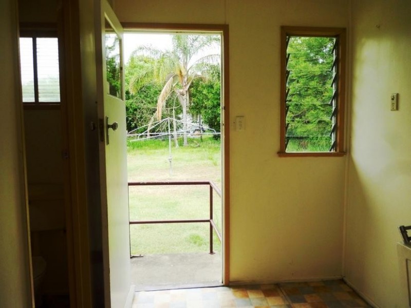 41 Earl Street, Dinmore QLD 4303