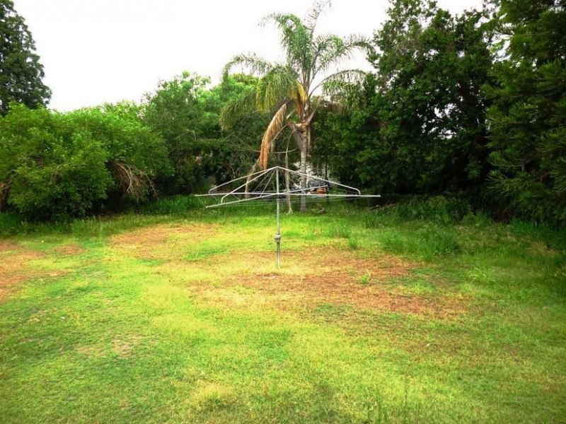 41 Earl Street, Dinmore QLD 4303