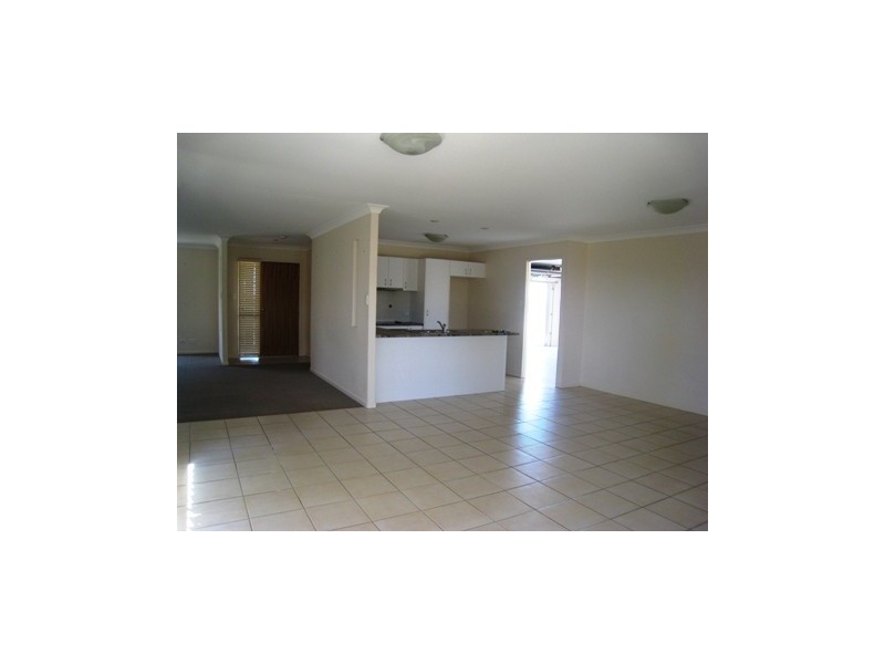 30 Harrison Grove, Yamanto QLD 4305