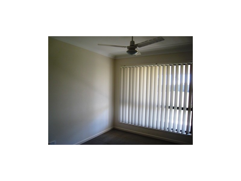 30 Harrison Grove, Yamanto QLD 4305