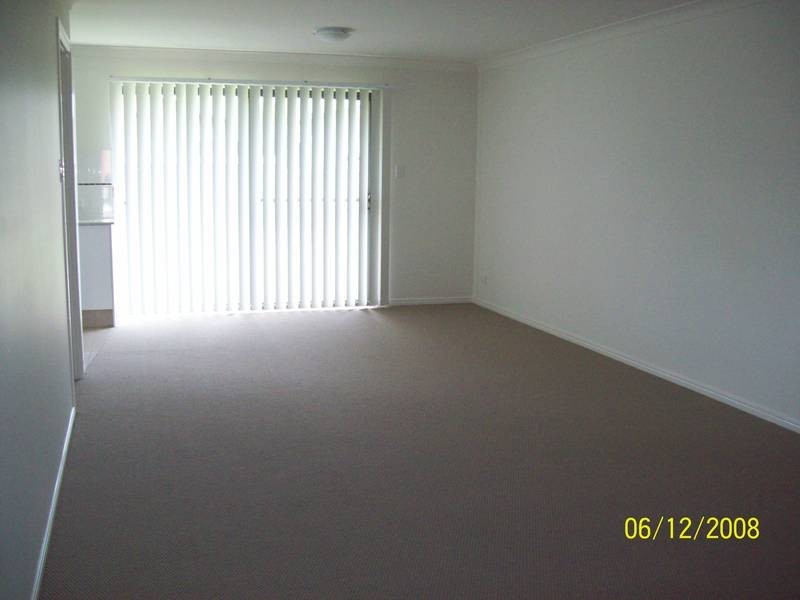 1/24 Christine Street, North Booval QLD 4304