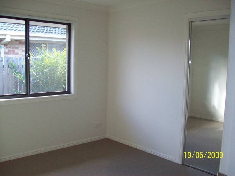 1/24 Christine Street, North Booval QLD 4304