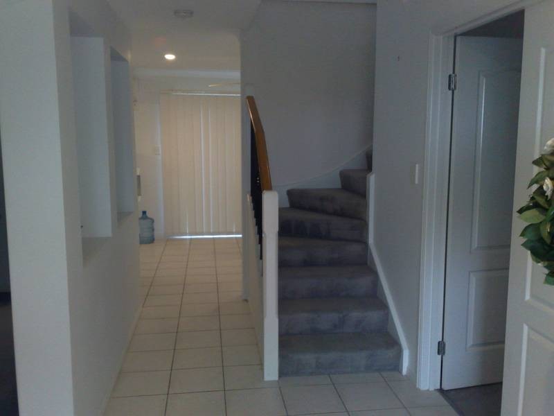 18 Anna Drive, Raceview QLD 4305