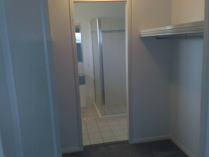 18 Anna Drive, Raceview QLD 4305