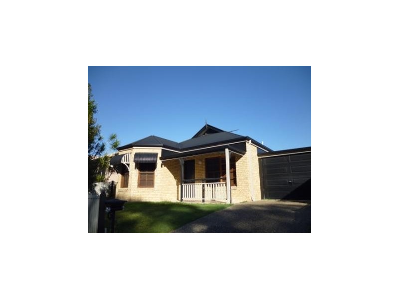 49 Admiral Court, Springfield Lakes QLD 4300