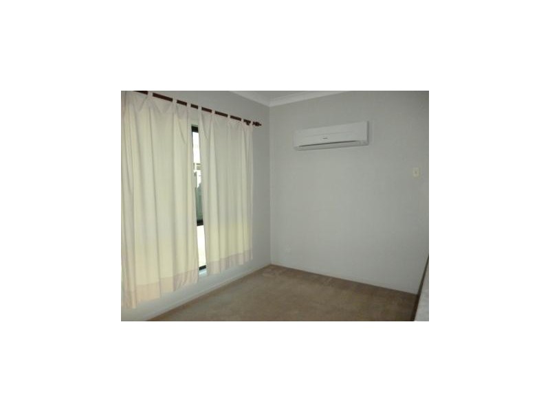 49 Admiral Court, Springfield Lakes QLD 4300