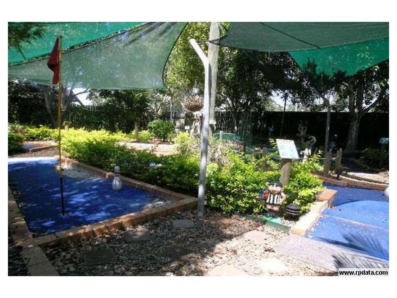 9 Maitland Street, Churchill QLD 4305