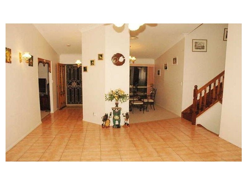 3 Sonya Court, Eatons Hill QLD 4037