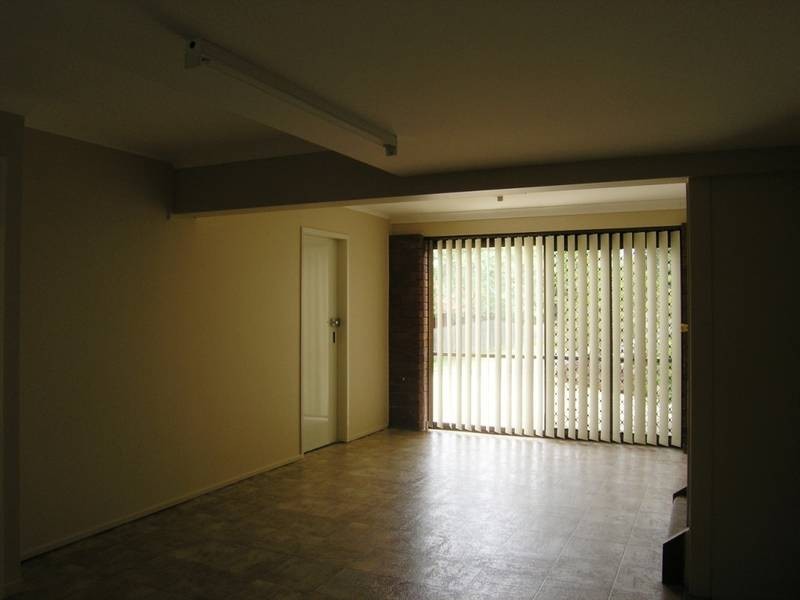 6 Jocasta Court, Eatons Hill QLD 4037